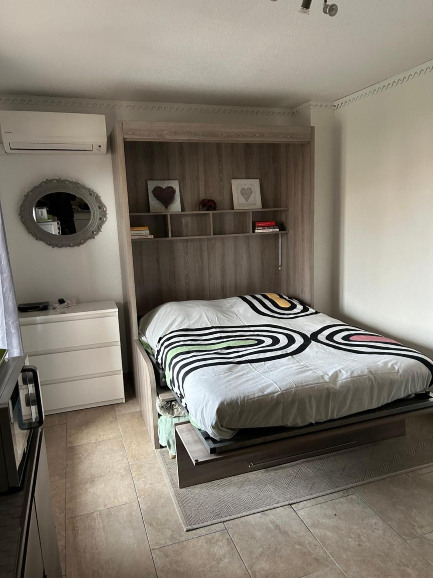 Studio Climatise Proche Port Et Plages 라론드레모레 외부 사진